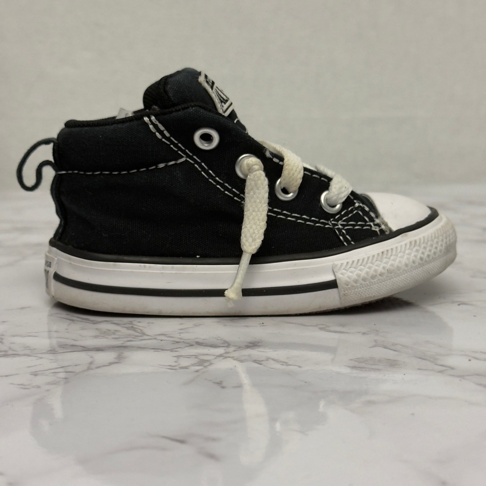 Converse Chuck Taylor All Star Hi-Top Sneaker Baby Toddler Size 5‎ Black White